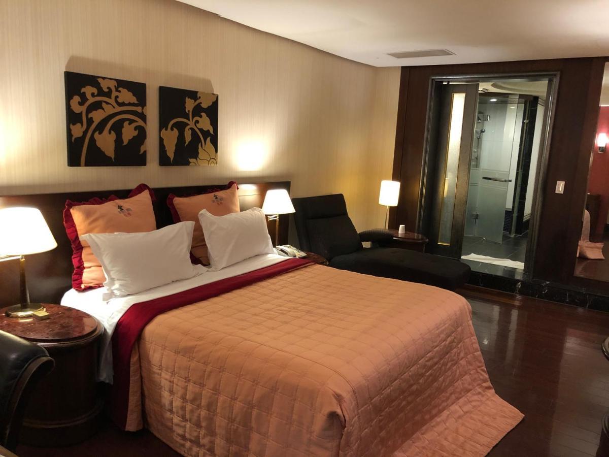 Love Tree Motel Taipei Exterior photo